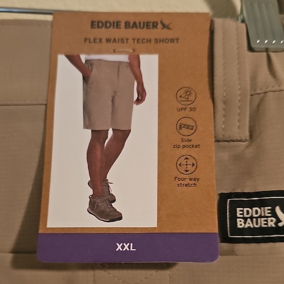 Eddie Bauer Men's Khaki Flat Front Shorts - Picture 3 of 11